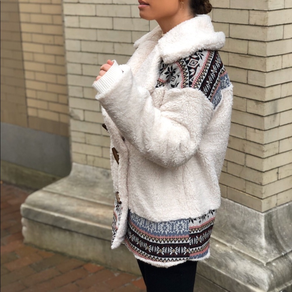 Teddy Faux Fur Sherpa Coat - lollita White - Picture 3 of 8